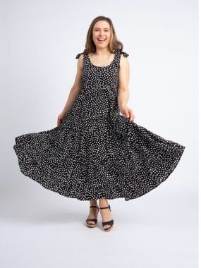 Papillon L Ditsy Dot Maxi Dress *Pockets*